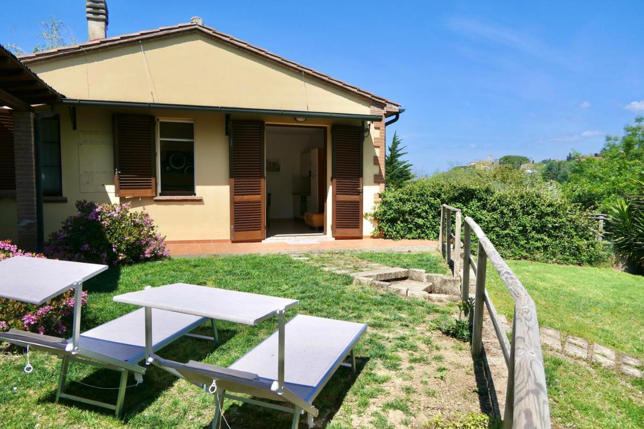 Chalet Elena In Montescudaio, Ground Floor With Fenced Garden Exterior foto