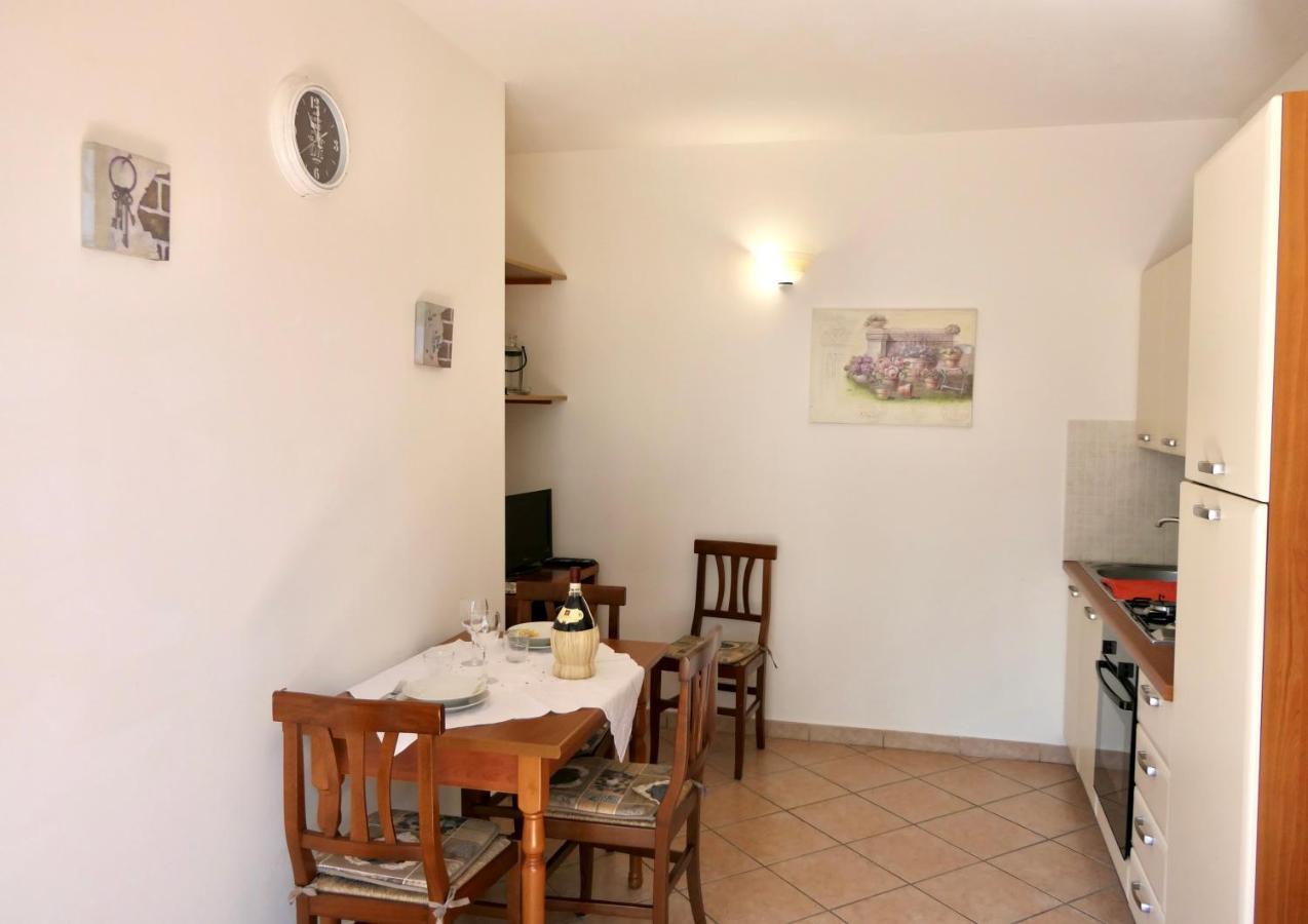 Chalet Elena In Montescudaio, Ground Floor With Fenced Garden Exterior foto